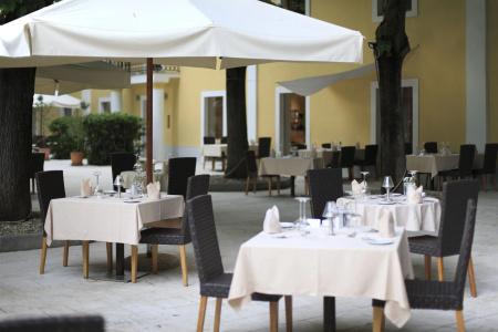 Falkensteiner Adriana - 23