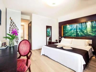 Mercure Olbia - 42