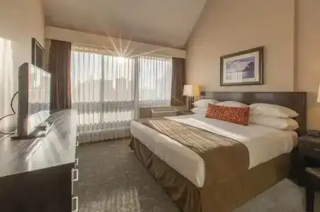 The Embassy Inn - 79