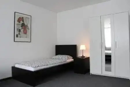 Bayrischer Hof - 62