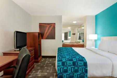 Howard Johnson by Wyndham Lookout Mountain - 23