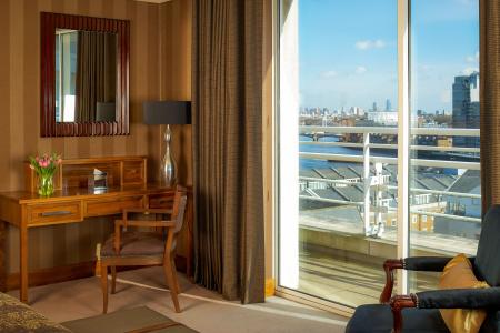 The Chelsea Harbour and Spa - 8