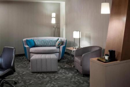 Courtyard by Marriott Alliance Town Center - 54