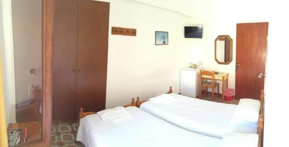 Stavros Pension - 79