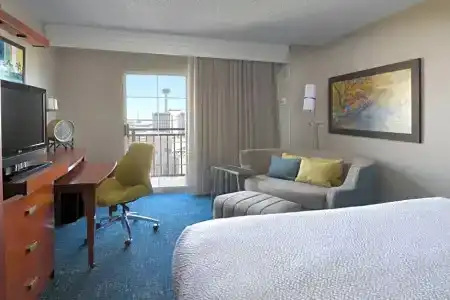 Courtyard by Marriott San Antonio Riverwalk - 43
