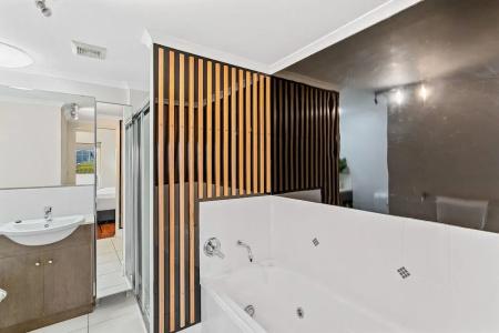 Cairns City - 118