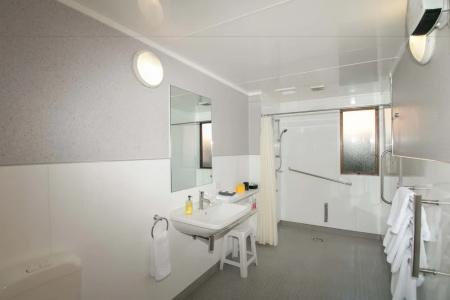 Allan Court - 24