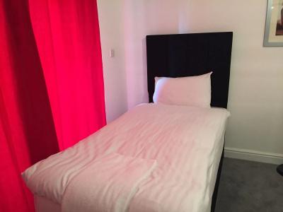 Canary Heights - 4