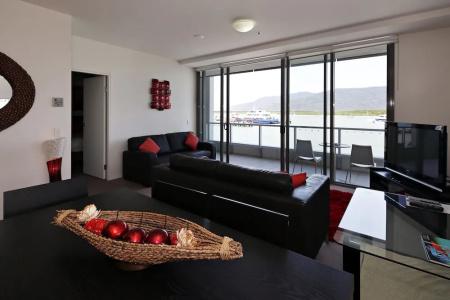 Cairns Private - 90