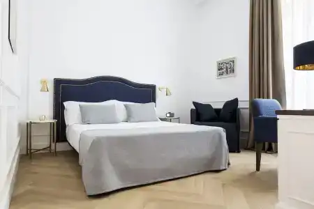 Midmost by Majestic Hotel Group - 32