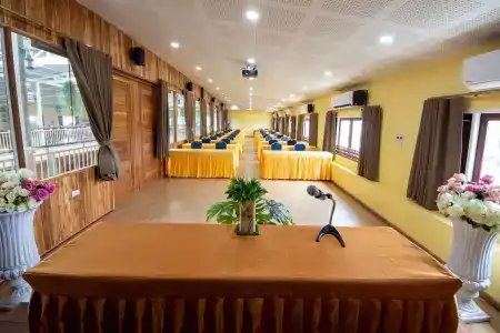 Nonnee Lampang - 10