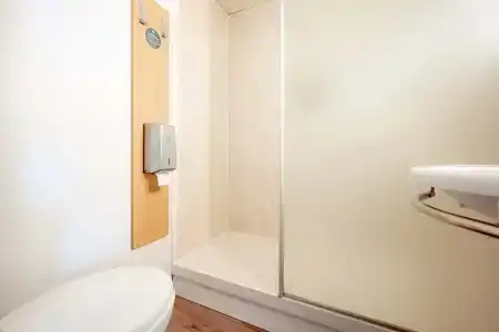 b&b hôTel Hyeres - 8