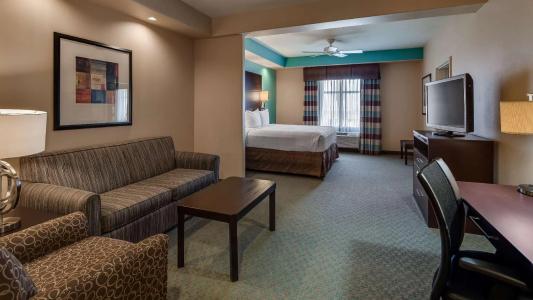 Best Western Plus Suites - 46