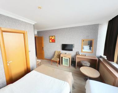 Lounge - 1