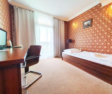 Relax Inn - 10