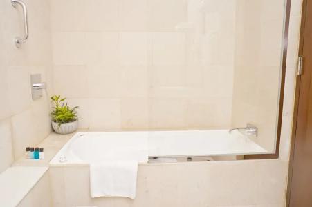 Ocean Edge Suites & Colombo - 35