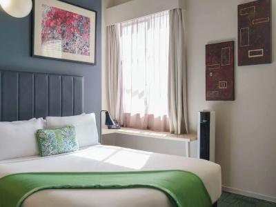 Ibis Styles - 94