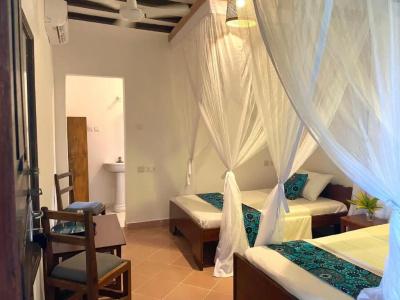 Family Beach Bungalows - 16