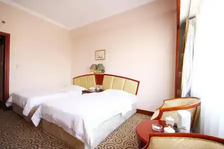 Mainland Chinese Only Hampton by Hilton Dalian Zhongshan - 2