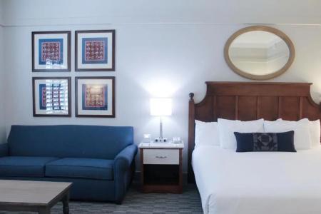 Carlisle Inn - 16