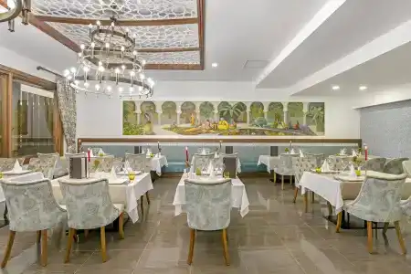 Glamour & Spa - 24