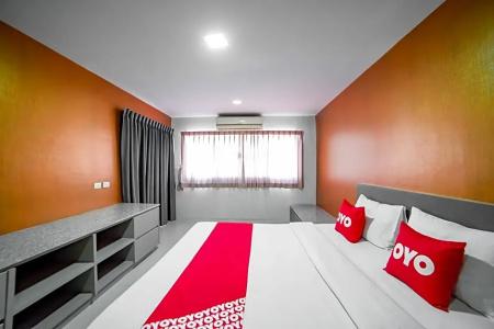 Oyo 460 Int Place - 51