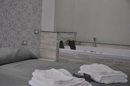 Imperial Suites - 24
