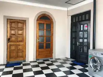 Gurami Guest House 1 - 8