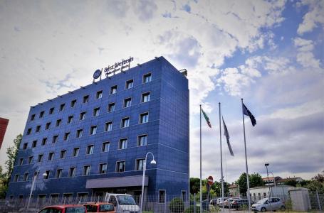 Best Western Palace Inn - 37