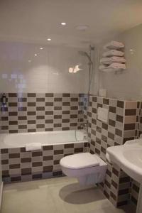 Hôtel des 3 Poussins - 22