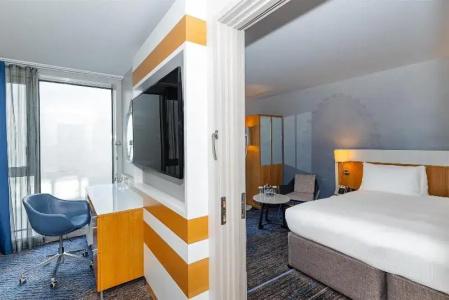 DoubleTree by Hilton London - Tower of London - 90