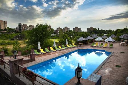 Nork Residence - 17