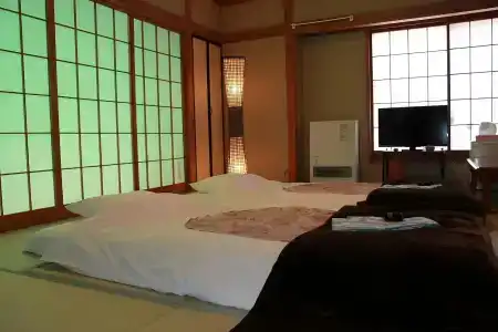 Kansuien Kakuraku - 1