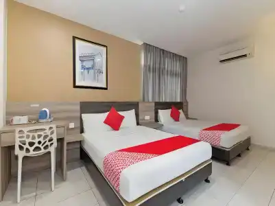 Suria Malaqa - 24