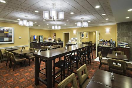 Holiday Inn Express & Suites Boston -, an IHG - 13