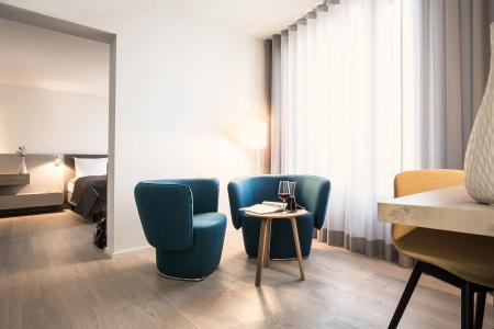 Maximilians Boutique-Landau - 21