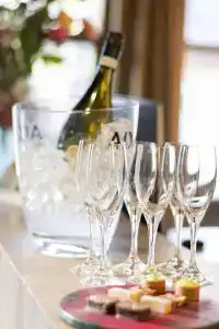 Auberge Du Bonheur - 3