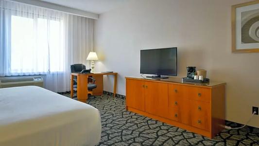 Empire Suites - 56