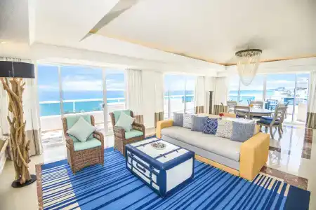 Wyndham Alltra Cancun All Inclusive Resort - 1