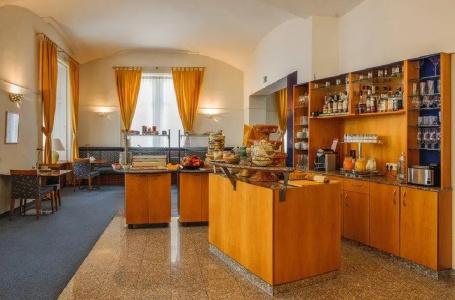 HiLight Suites - 51