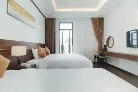 Jade Ha Long - 13