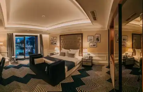 Boutique La Roche - 60