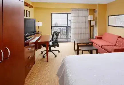 Courtyard by Marriott San Antonio Riverwalk - 6