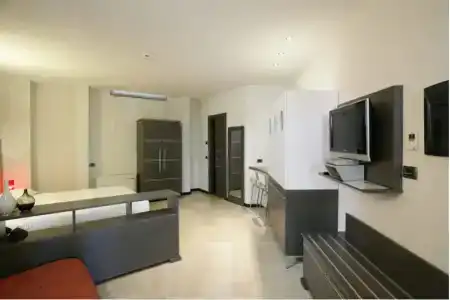 iHs Firenze Select Executive Residence - 11