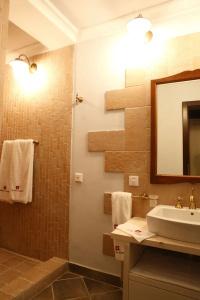 Oasis Resort & Spa - 8