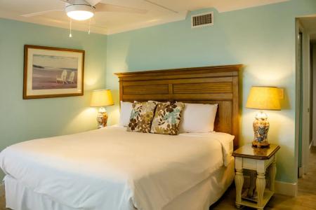 Sundial Beach & Spa - 11