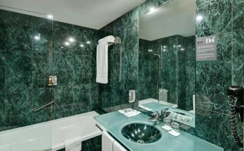 Pointe Plaza - 10