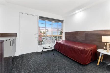 Bay City (Geelong) - 17