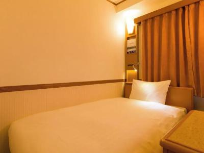 Toyoko Inn-eki Shinkansen Minami-guchi - 52
