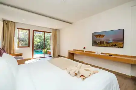 Ayrest Hua Hin - 40
